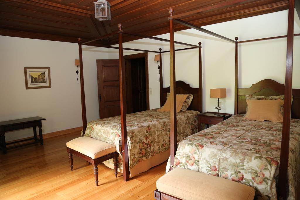 Quinta Dos Castanheiros Bed And Breakfast Ponte de Lima Quarto foto